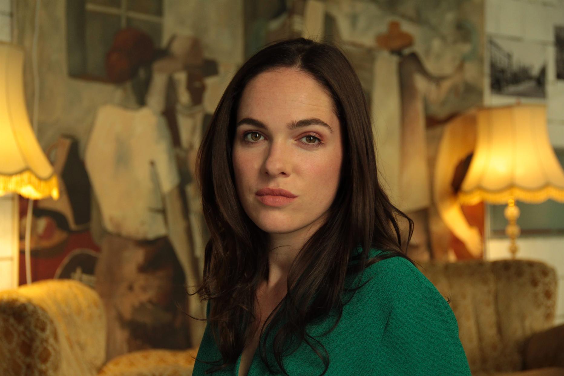 Films Et Séries Tv Avec Verena Altenberger "Die beste aller Welten" Interview mit Verena Altenberger | film.at