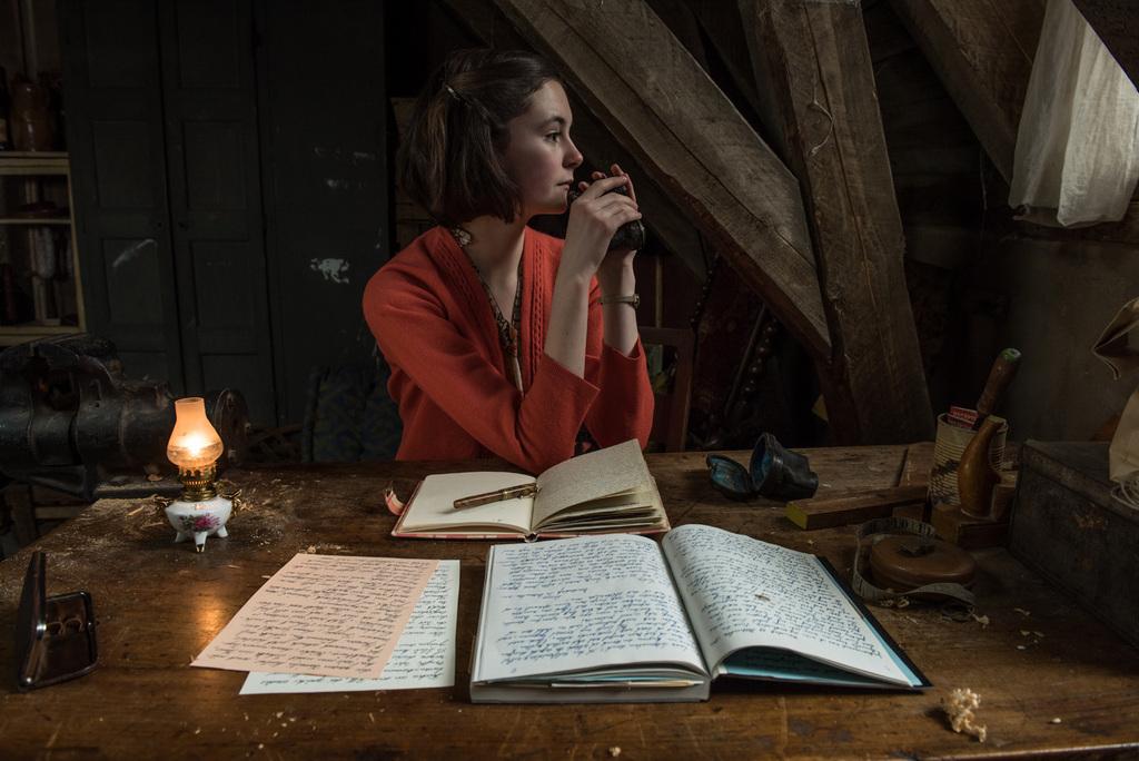 Film Anne Frank Streaming Das Tagebuch der Anne Frank (2016) | film.at