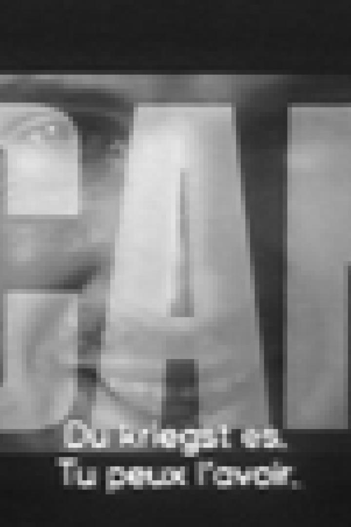 Schwarzweißbild mit dem Schriftzug „CAN“ vor einem Gesicht.