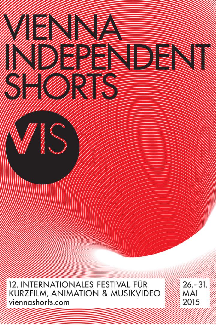 Das Plakat für das Vienna Independent Shorts Festival zeigt ein rotes, abstraktes Design mit dem Schriftzug „VIS“.
