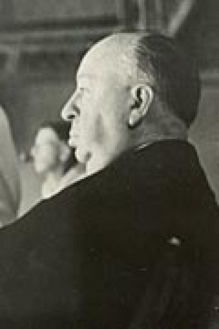 Ein Profilbild von Alfred Hitchcock.