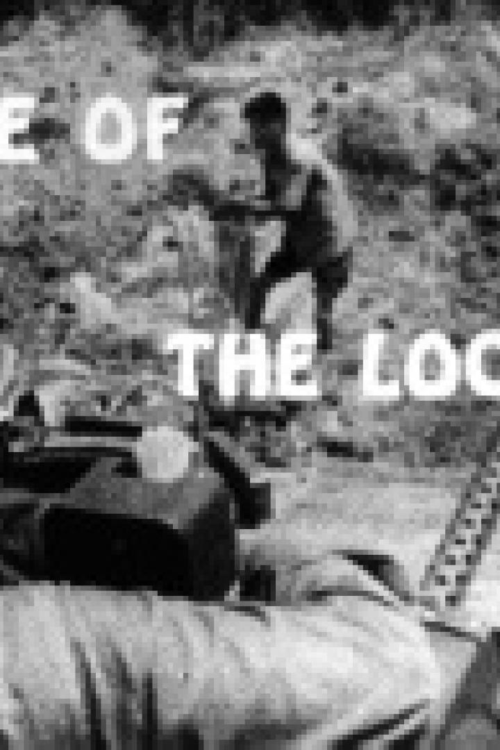 Das Titelbild des Films „Time of the Locust“ zeigt einen Soldaten und einen Panzer.