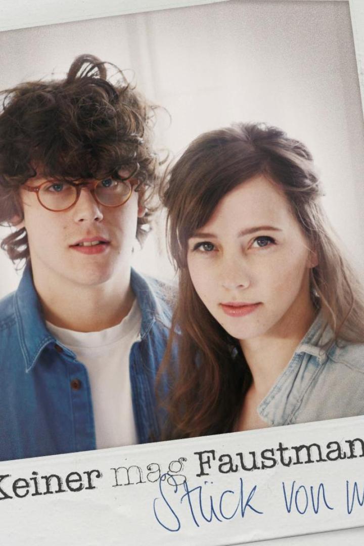 Das Album „Stück von mir“ von Keiner mag Faustmann, mit einem Foto des Duos auf dem Cover.