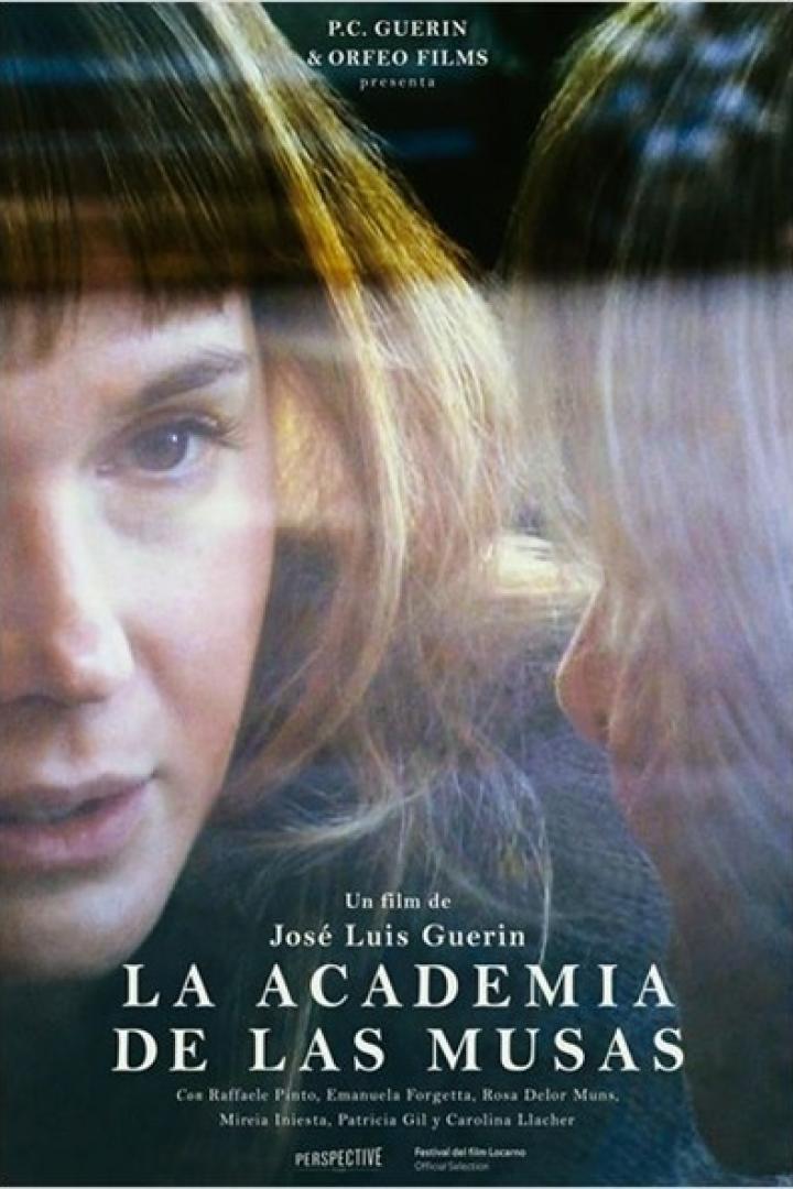 Das Filmplakat für „La Academia de las Musas“ zeigt zwei Frauen.