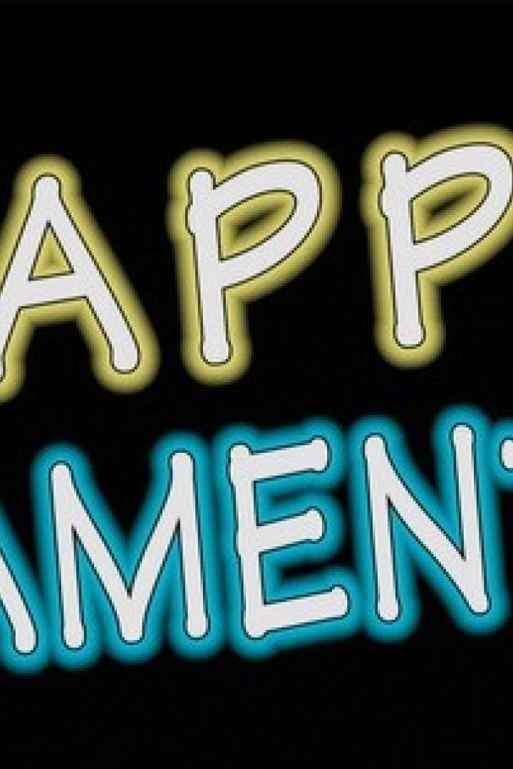 Der Schriftzug „Happy Lamento“ in gelber und blauer Neonreklame vor schwarzem Hintergrund.