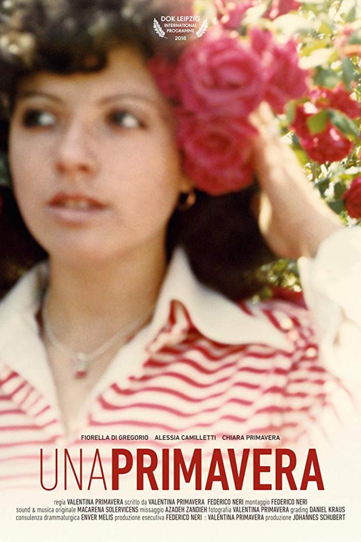Das Filmplakat für „Una Primavera“ zeigt eine junge Frau mit Blumen im Haar.