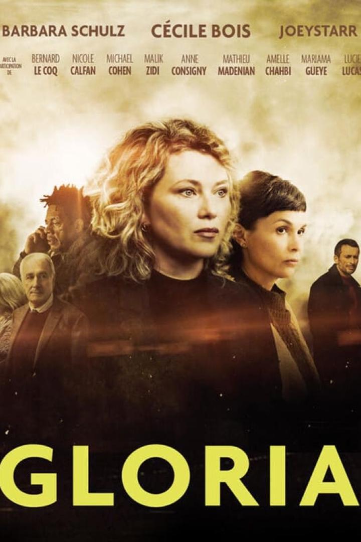 Das Filmplakat für „Gloria“ zeigt Barbara Schulz und Cécile Bois vor einem dramatischen Hintergrund.