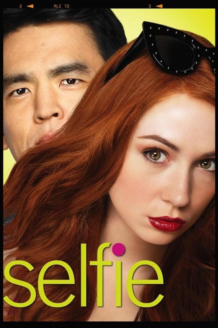 Das Filmplakat für die Fernsehserie „Selfie“ mit Karen Gillan und John Cho.