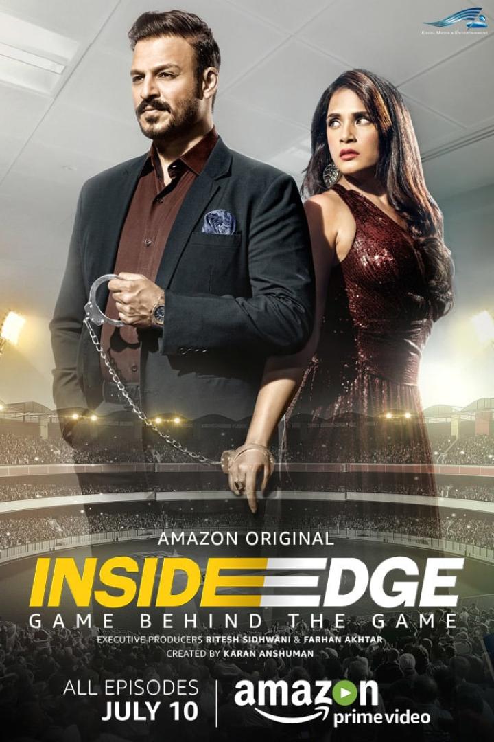 Ein Mann und eine Frau, durch Handschellen verbunden, auf dem Poster für „Inside Edge“.