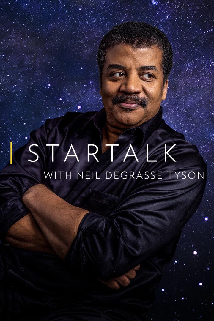 Neil deGrasse Tyson vor einem Sternenhintergrund für „StarTalk“.