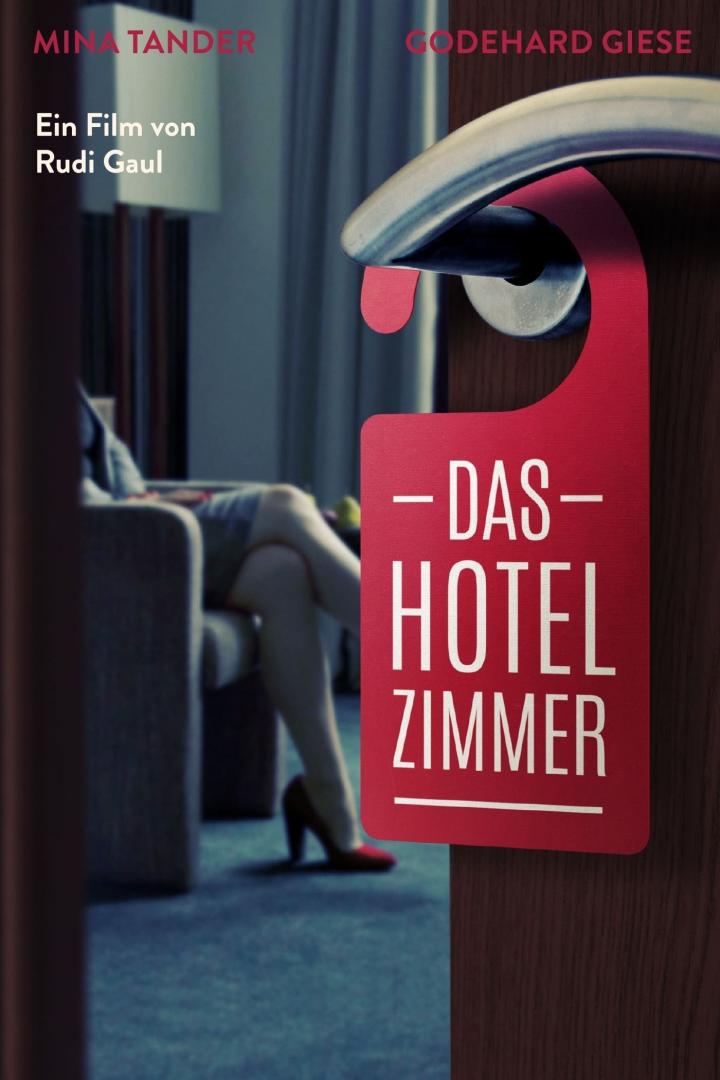 Das Filmplakat für „Das Hotelzimmer“ mit Mina Tander und Godehard Giese in den Hauptrollen.