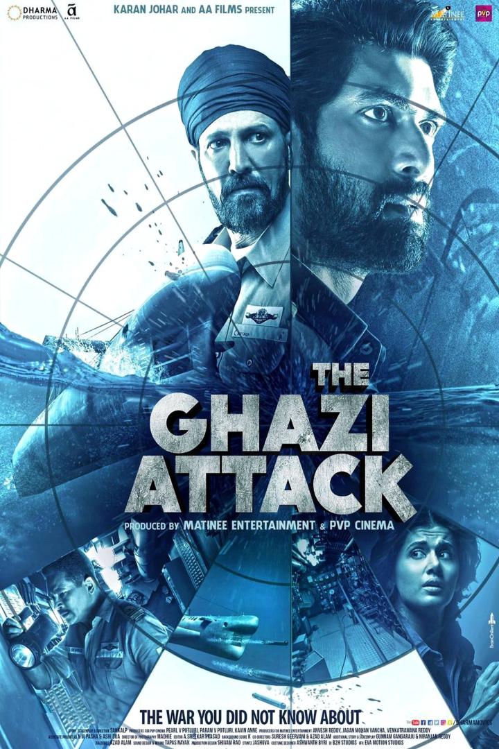 Das Filmplakat für „The Ghazi Attack“ zeigt zwei indische Marineoffiziere und ein U-Boot.
