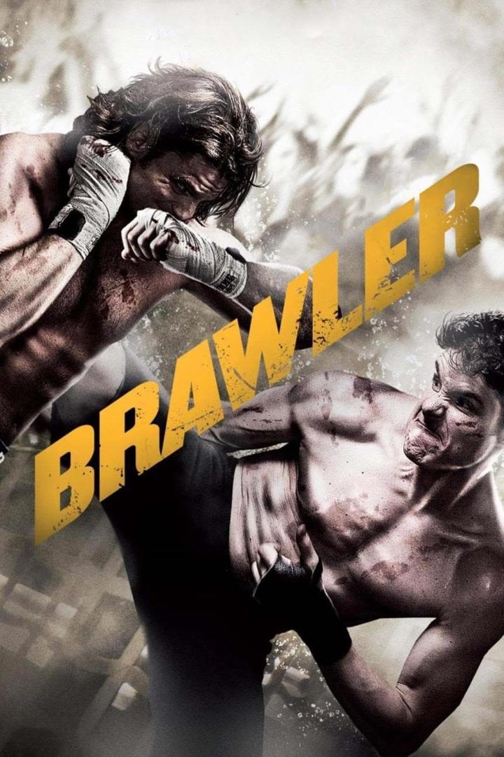 Zwei Männer kämpfen im Film „Brawler“ gegeneinander.