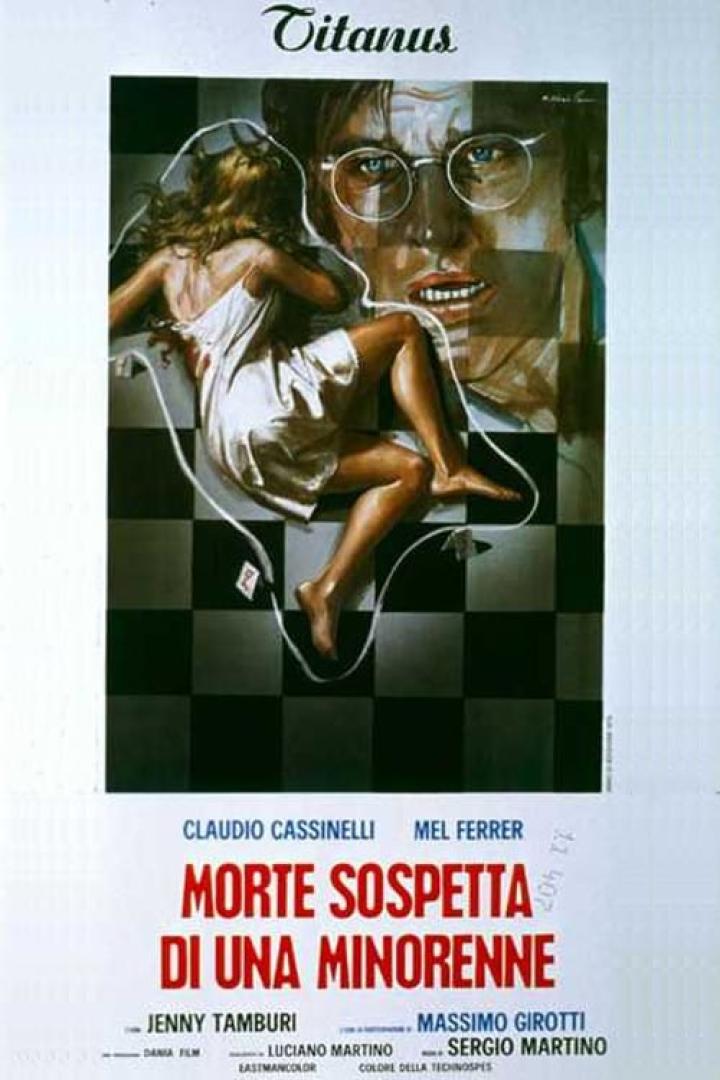 Das Filmplakat für „Morte sospetta di una minorenne“ zeigt eine junge Frau und ein Gesicht mit Brille.