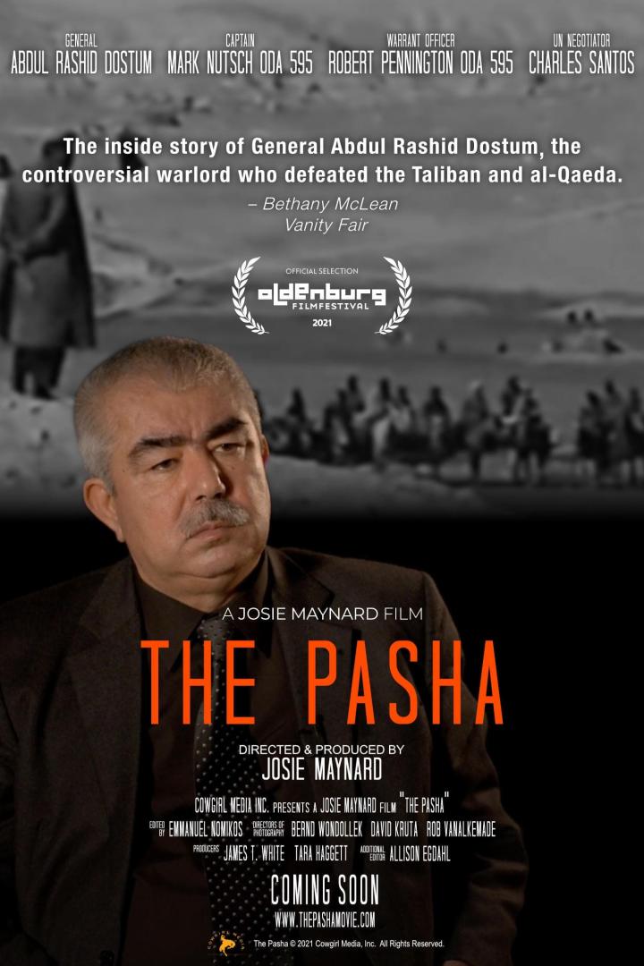 Das Filmplakat für „The Pasha“ zeigt General Abdul Rashid Dostum vor einem verschwommenen Hintergrund.