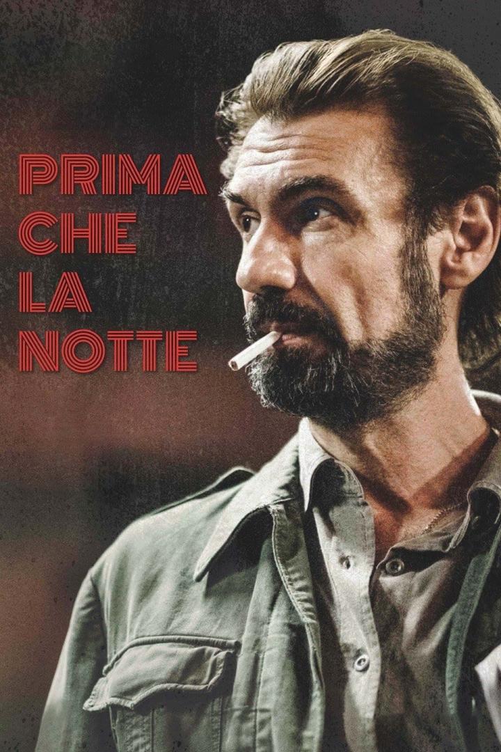 Ein Mann mit Bart und Zigarette im Mund, im Hintergrund der Titel „Prima che la notte“.