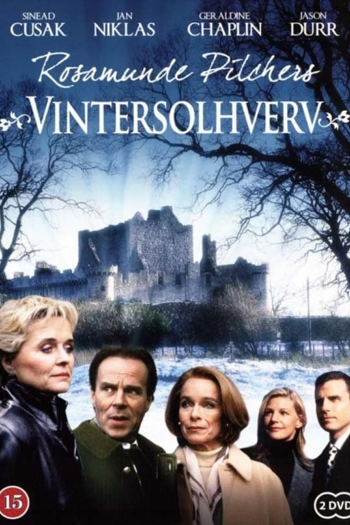 Das Filmplakat zu Rosamunde Pilchers „Wintersonnenwende“ zeigt die Hauptdarsteller vor einem Schloss im Winter.