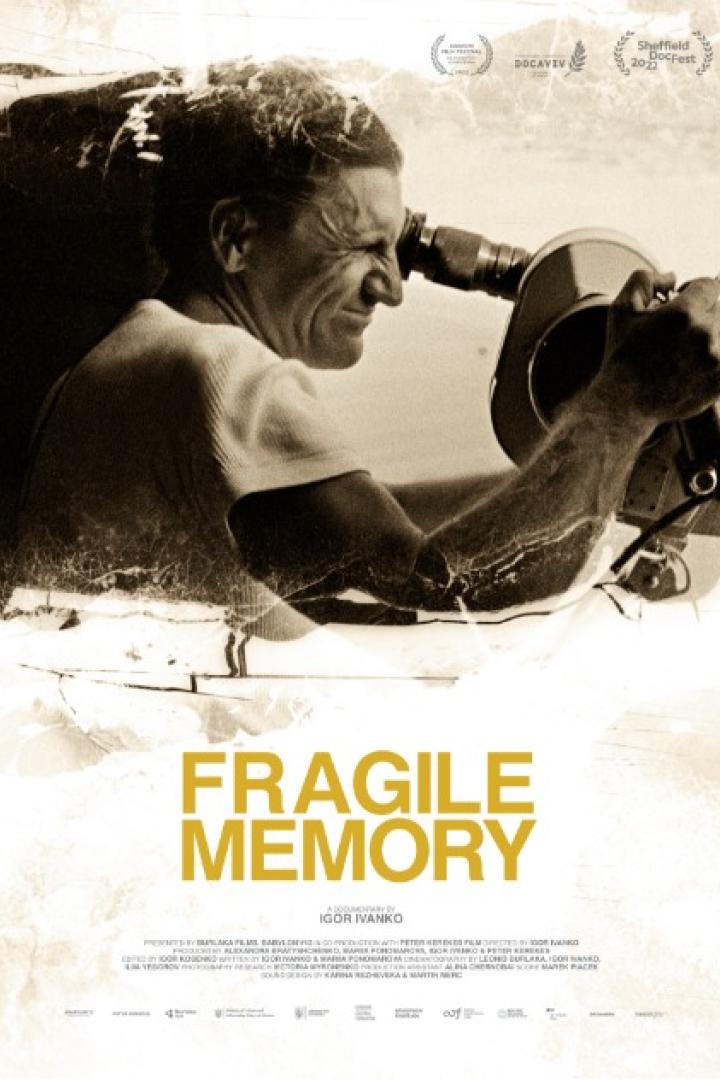 Filmplakat zu &quot;Fragile Memory&quot;
