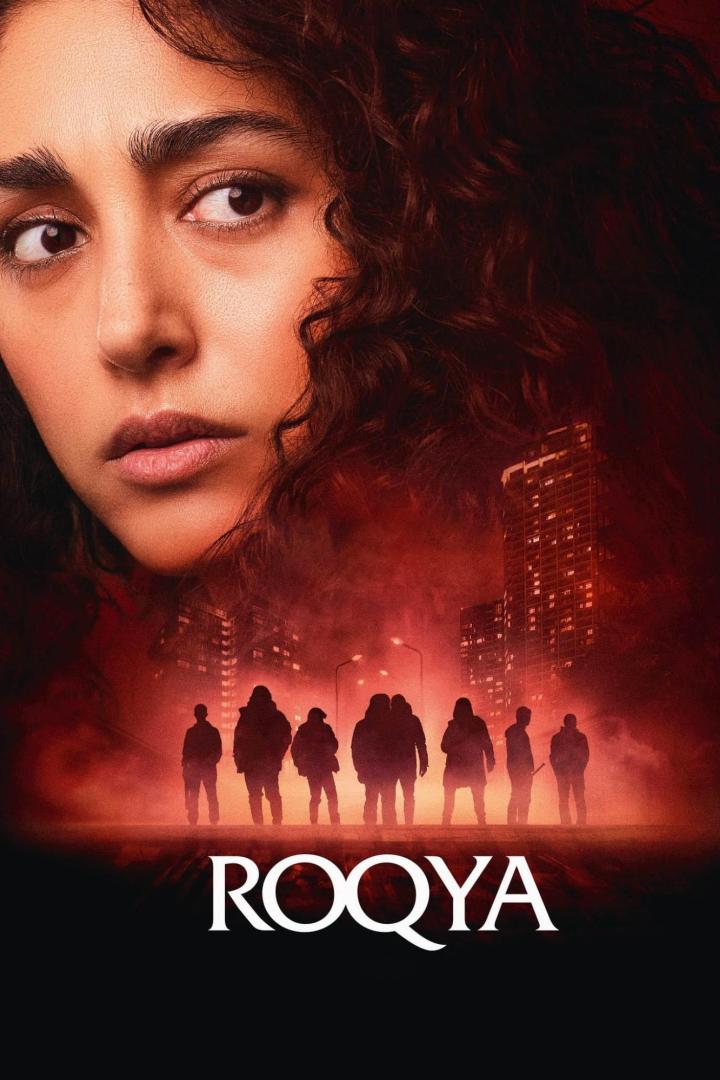 Das Filmplakat für „Roqya“ zeigt eine Frau vor einer unheilvollen Stadtkulisse.