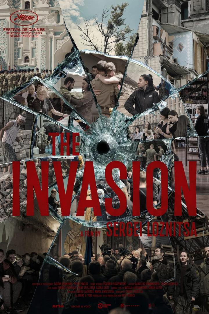 Das Filmplakat für „The Invasion“ zeigt durch zerbrochenes Glas Kriegsszenen in der Ukraine.