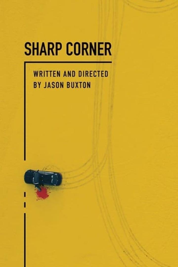 Das Filmplakat für „Sharp Corner“ zeigt ein Auto nach einem Unfall.