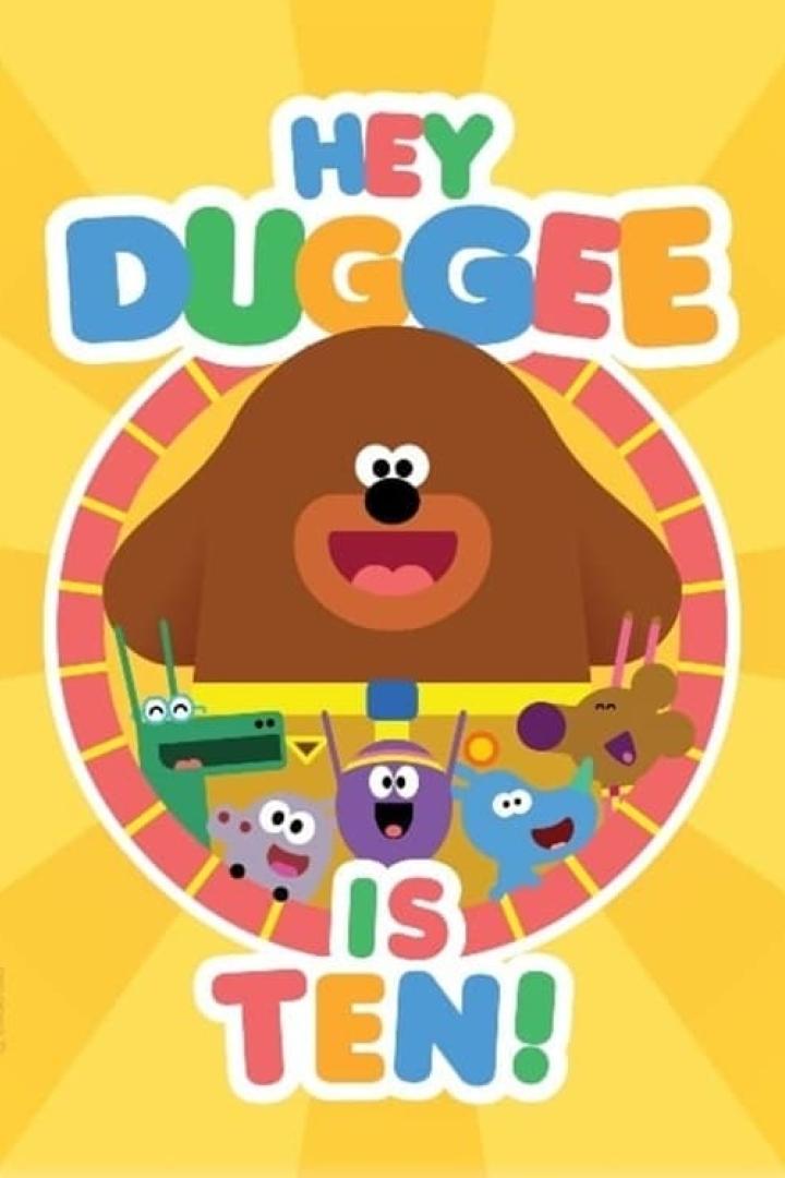 Das „Hey Duggee“-Logo mit Duggee und seinen Freunden feiert das zehnjährige Jubiläum.