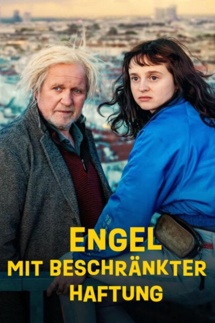 Ein Mann und eine junge Frau stehen vor einer Stadtkulisse, im Vordergrund der Filmtitel „Engel mit beschränkter Haftung“.