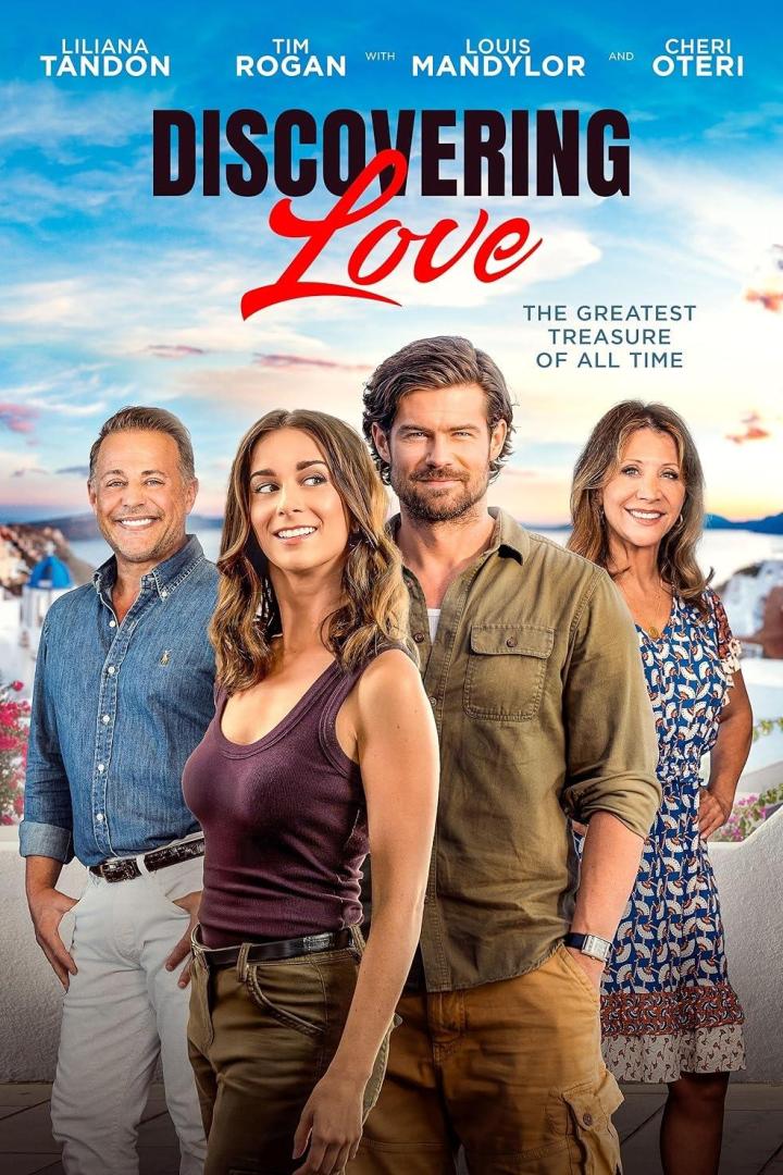 Das Filmplakat für „Discovering Love“ zeigt Liliana Tandon, Tim Rogan, Louis Mandylor und Cheri Oteri vor einer Küstenlandschaft.