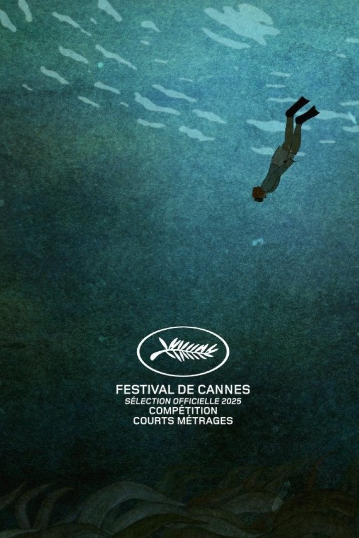 Ein Taucher schwimmt in einem dunklen Gewässer. Im unteren Bereich befindet sich das Logo des Festival de Cannes.