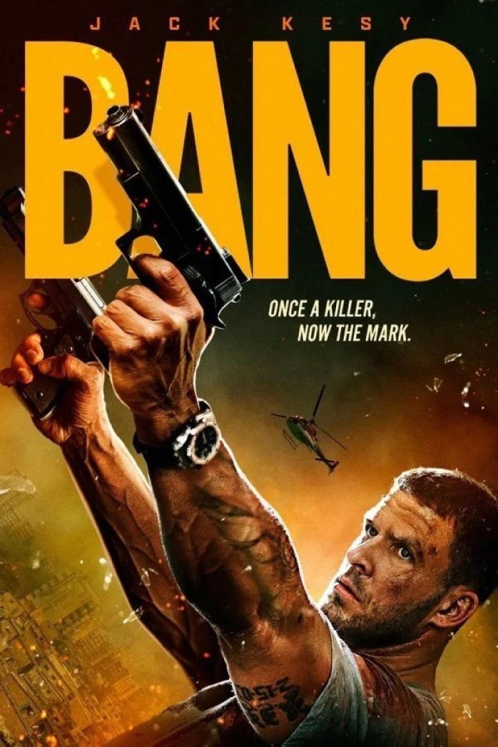 Das Filmplakat für „Bang“ zeigt Jack Kesy mit zwei Pistolen und einem Hubschrauber im Hintergrund.