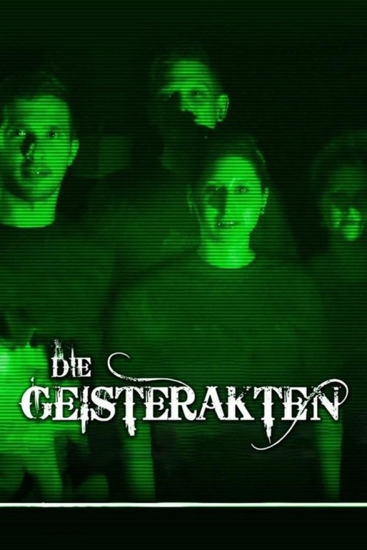 Das grüne Nachtsicht-Filmplakat für „Die Geisterakten“ zeigt vier Personen.
