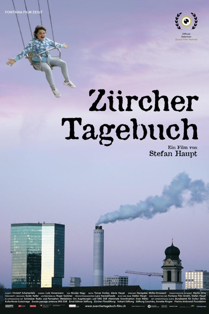 Das Filmplakat für „Zürcher Tagebuch“ zeigt ein Mädchen auf einer Schaukel vor der Skyline von Zürich.