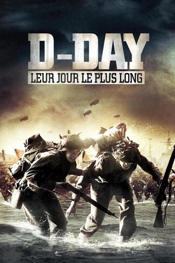 Das Filmplakat zu „D-Day: Ihr längster Tag“ zeigt Soldaten, die durch das Wasser an einen Strand stürmen.