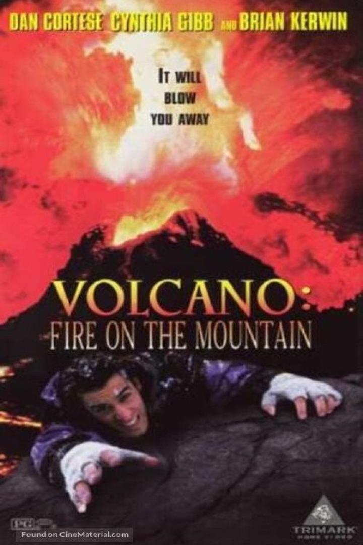 Das Filmplakat für „Volcano: Fire on the Mountain“ zeigt einen Mann vor einem ausbrechenden Vulkan.