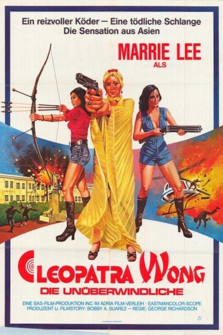 Das Filmplakat zu „Cleopatra Wong: Die Unüberwindliche“ zeigt Marrie Lee mit zwei weiteren Frauen, die Waffen tragen.