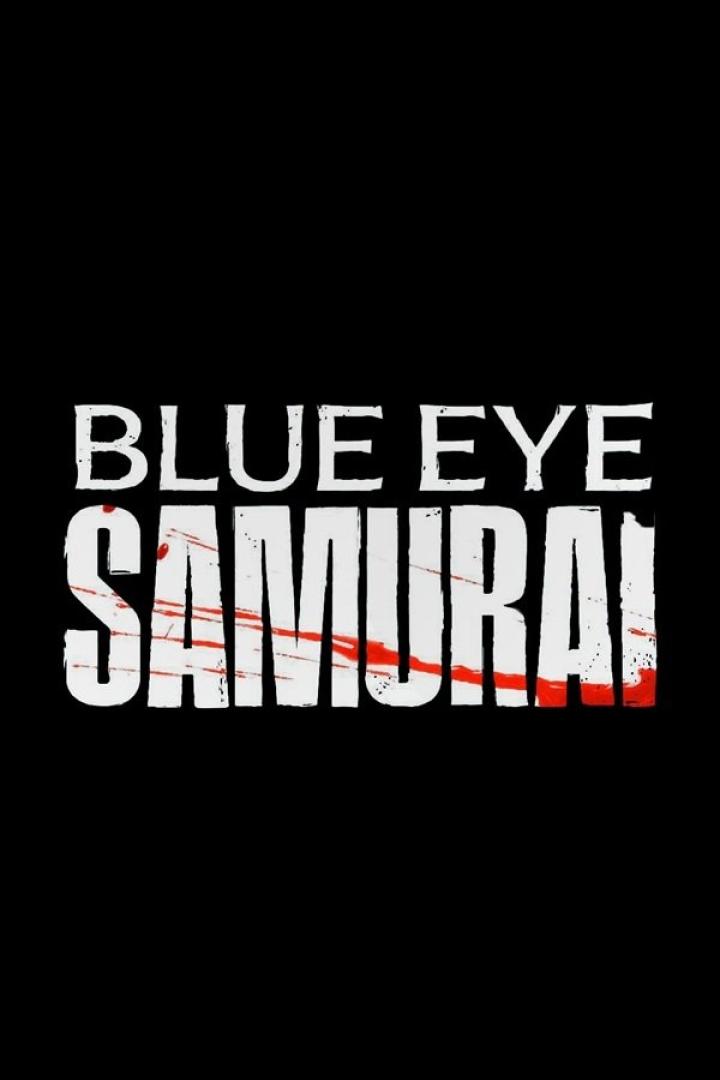 Das Logo für „Blue Eye Samurai“ in Weiß mit roten Blutspritzern auf schwarzem Hintergrund.