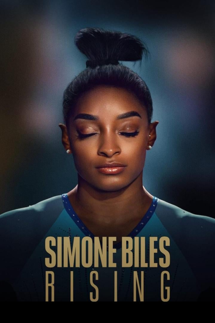 Porträt von Simone Biles, dem Titel „Rising“ überlagert.