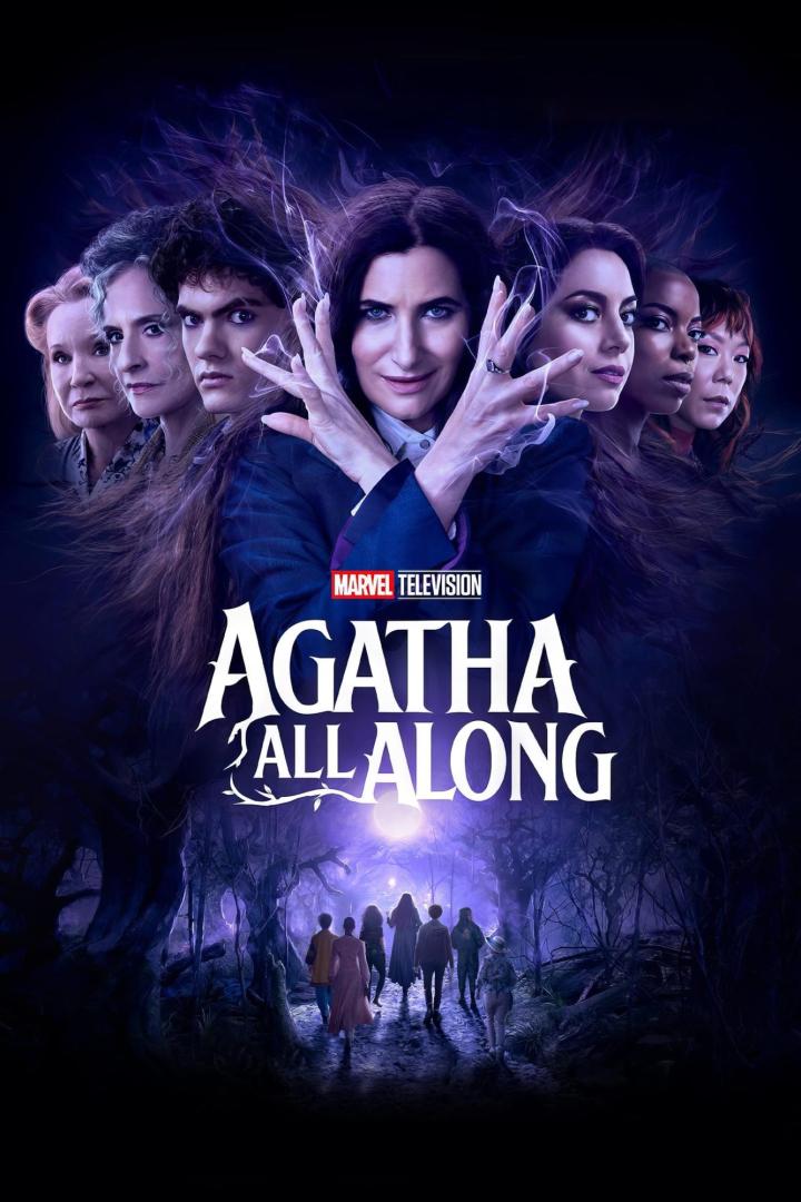 Das Poster für „Agatha All Along“ zeigt Agatha Harkness und andere Charaktere vor einem dunklen Wald.