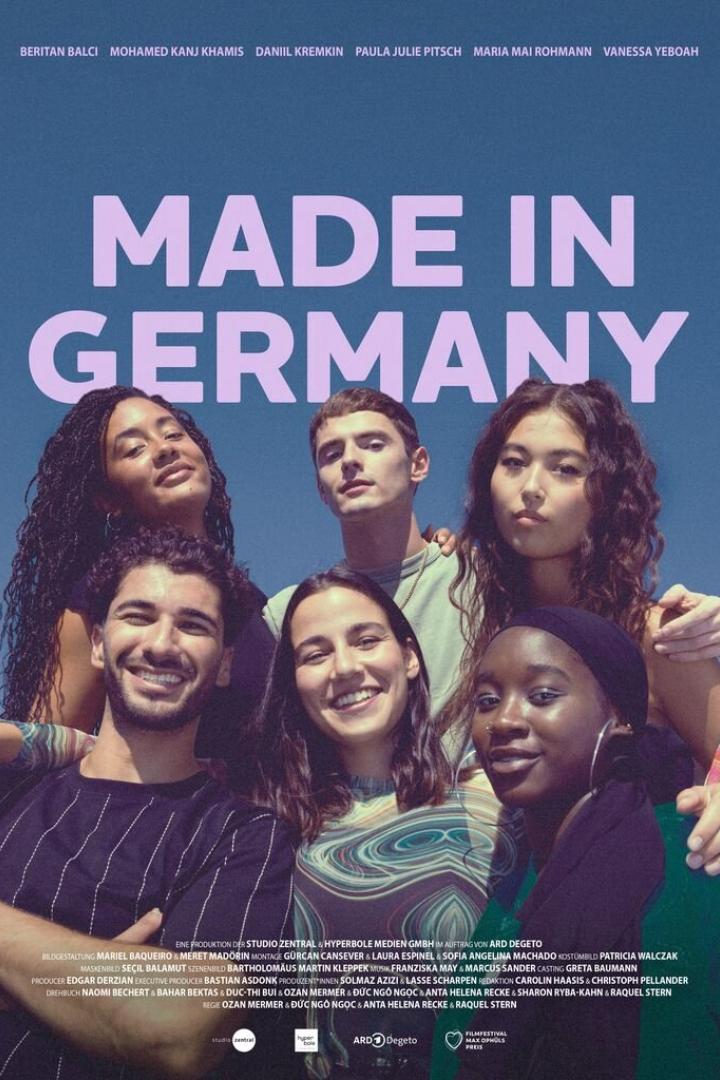 Das Filmplakat für „Made in Germany“ zeigt die lächelnden Gesichter der jungen Besetzung.