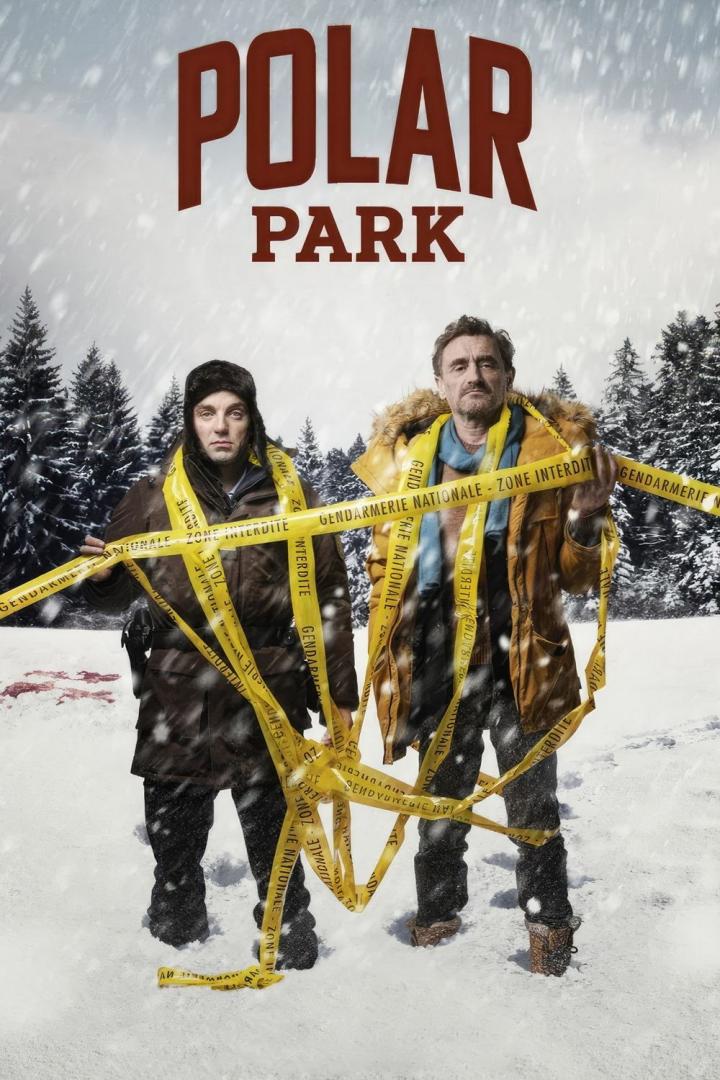 Das Filmplakat für „Polar Park“ zeigt zwei Männer, die mit Absperrband umwickelt sind, vor einer verschneiten Landschaft.