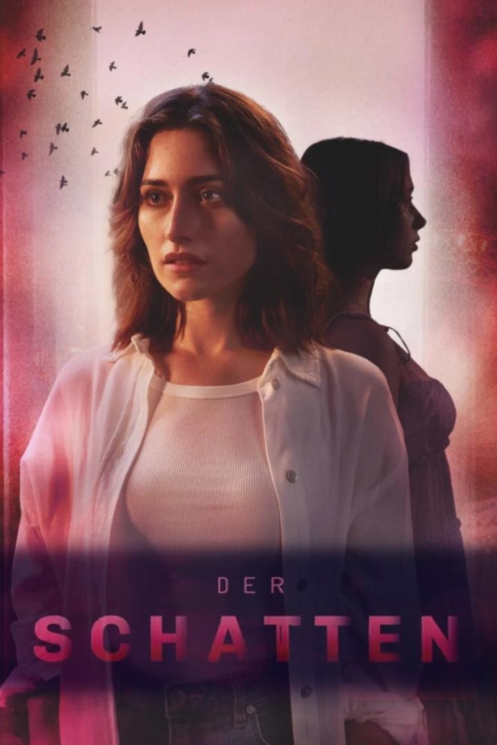Das Filmplakat für „Der Schatten“ zeigt eine Frau mit einer Silhouette im Hintergrund.