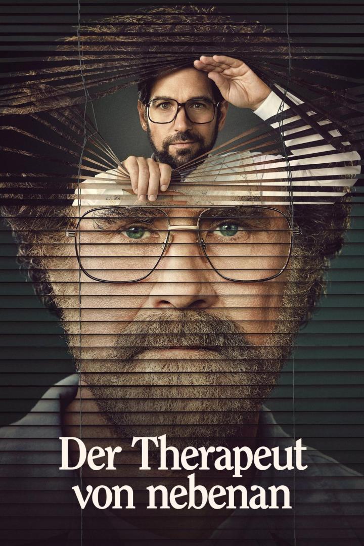 Das Filmplakat für „Der Therapeut von nebenan“ zeigt zwei Männer hinter Jalousien.