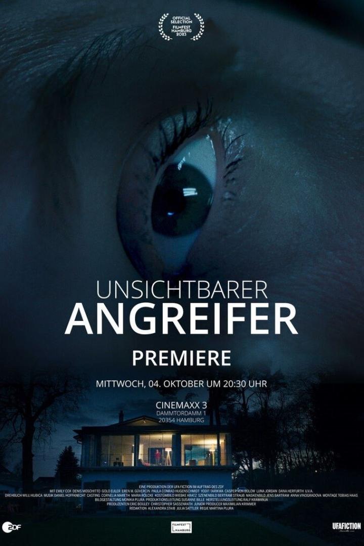 Das Filmplakat für „Unsichtbarer Angreifer“ zeigt ein Auge im Dunkeln.