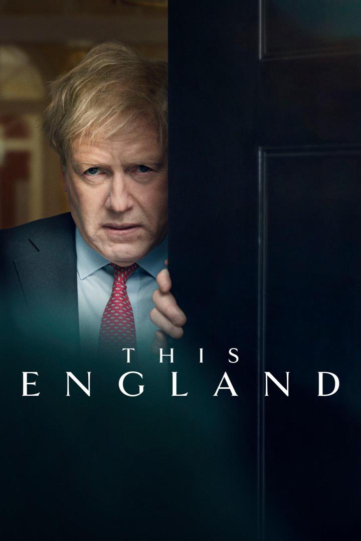 Ein Porträt von Kenneth Branagh als Boris Johnson im Film „This England“.