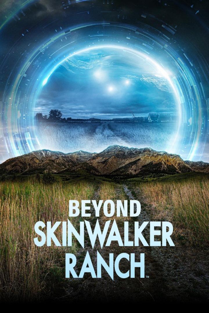 Das Cover für „Beyond Skinwalker Ranch“ zeigt eine Landschaft unter einem futuristischen Portal.