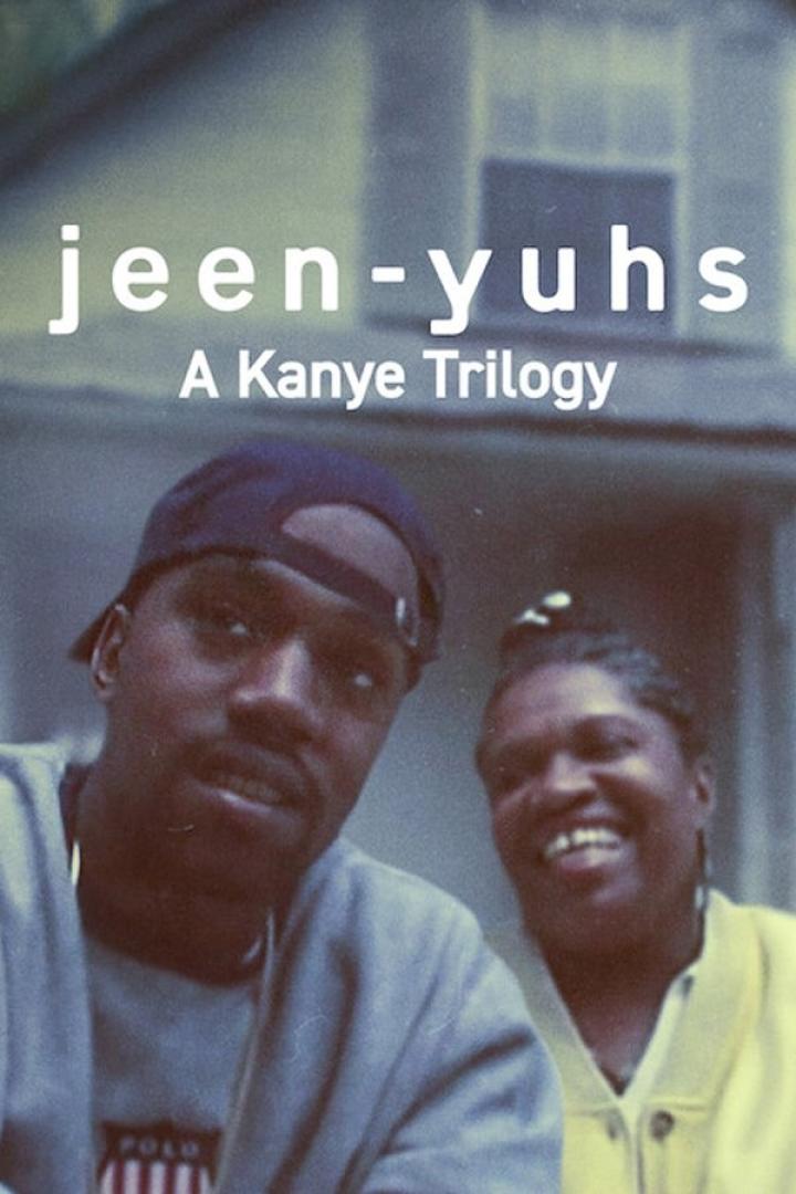 Das Filmplakat für „Jeen-yuhs: A Kanye Trilogy“ zeigt Kanye West und seine Mutter vor einem Haus.