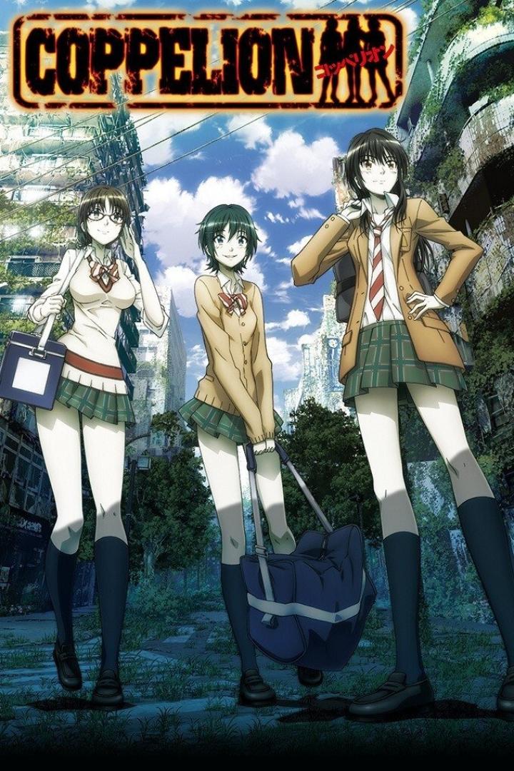 Drei Mädchen in Schuluniformen stehen vor einer zerstörten Stadt, im Hintergrund das Logo von „Coppelion“.