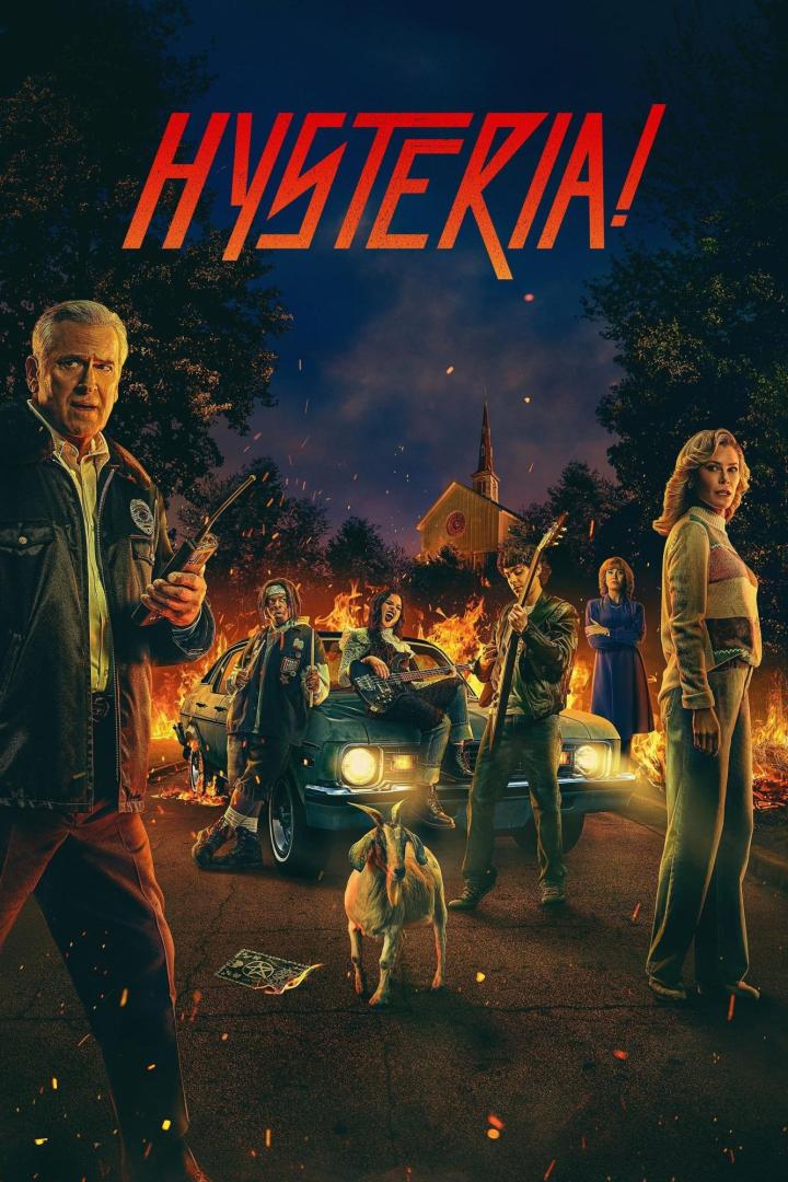 Das Filmplakat zu „Hysteria!“ zeigt eine Gruppe Jugendlicher vor einem brennenden Auto und einer Kirche.