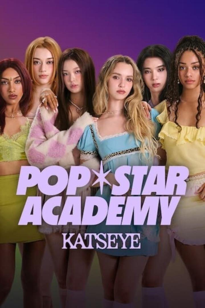 Das Cover für „Pop Star Academy“ mit der Band Katseye.