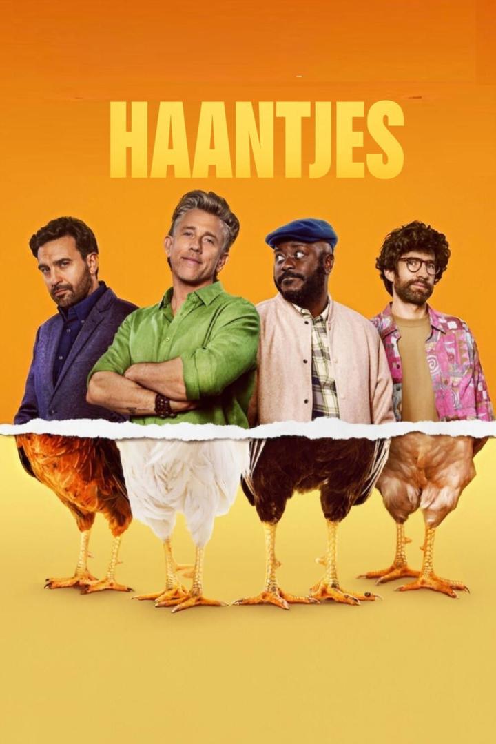Das Filmplakat für „Haantjes“ zeigt vier Männer mit Hühnerbeinen vor einem gelben Hintergrund.